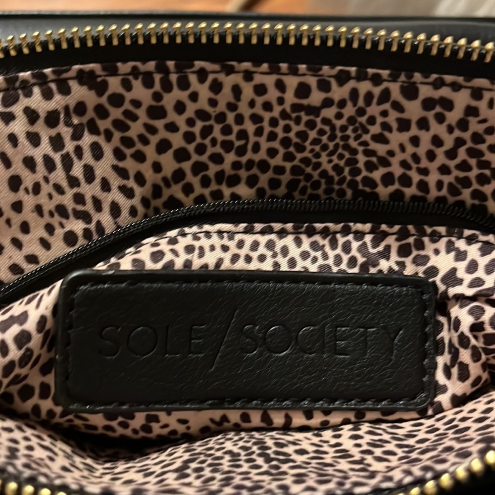 Purse - Picture 4 of 4
